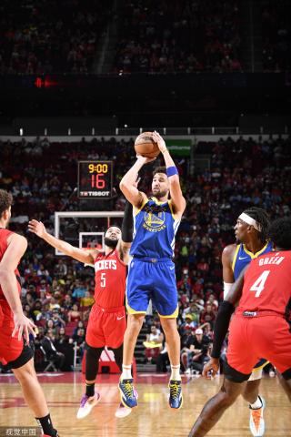 在赛季初的 在赛季初的