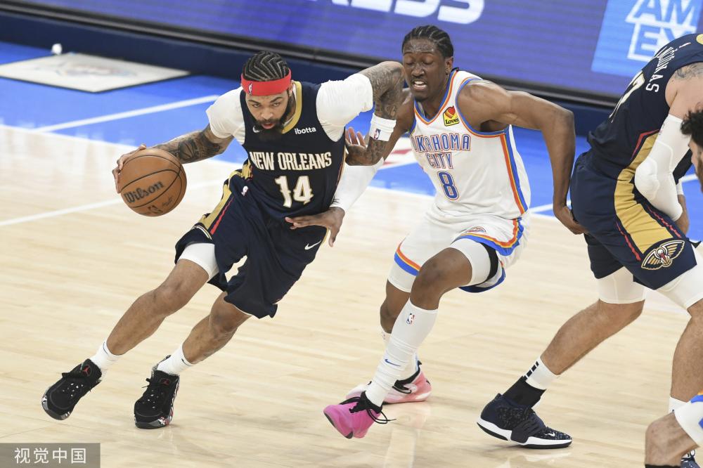 凭借顽强的 凭借顽强的