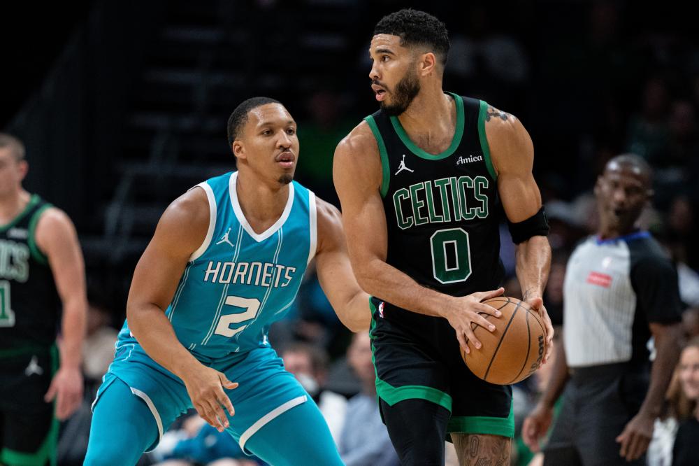 在英超激烈 在英超激烈